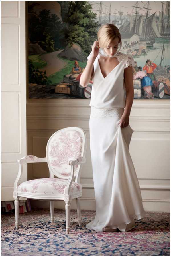 relaxed wedding dress