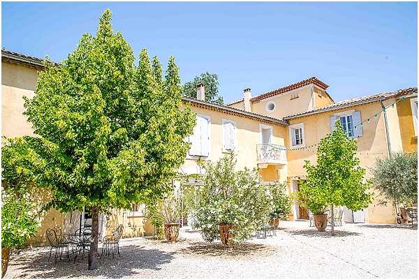 A Rustic Wedding Venue in Provence: Blanche Fleur