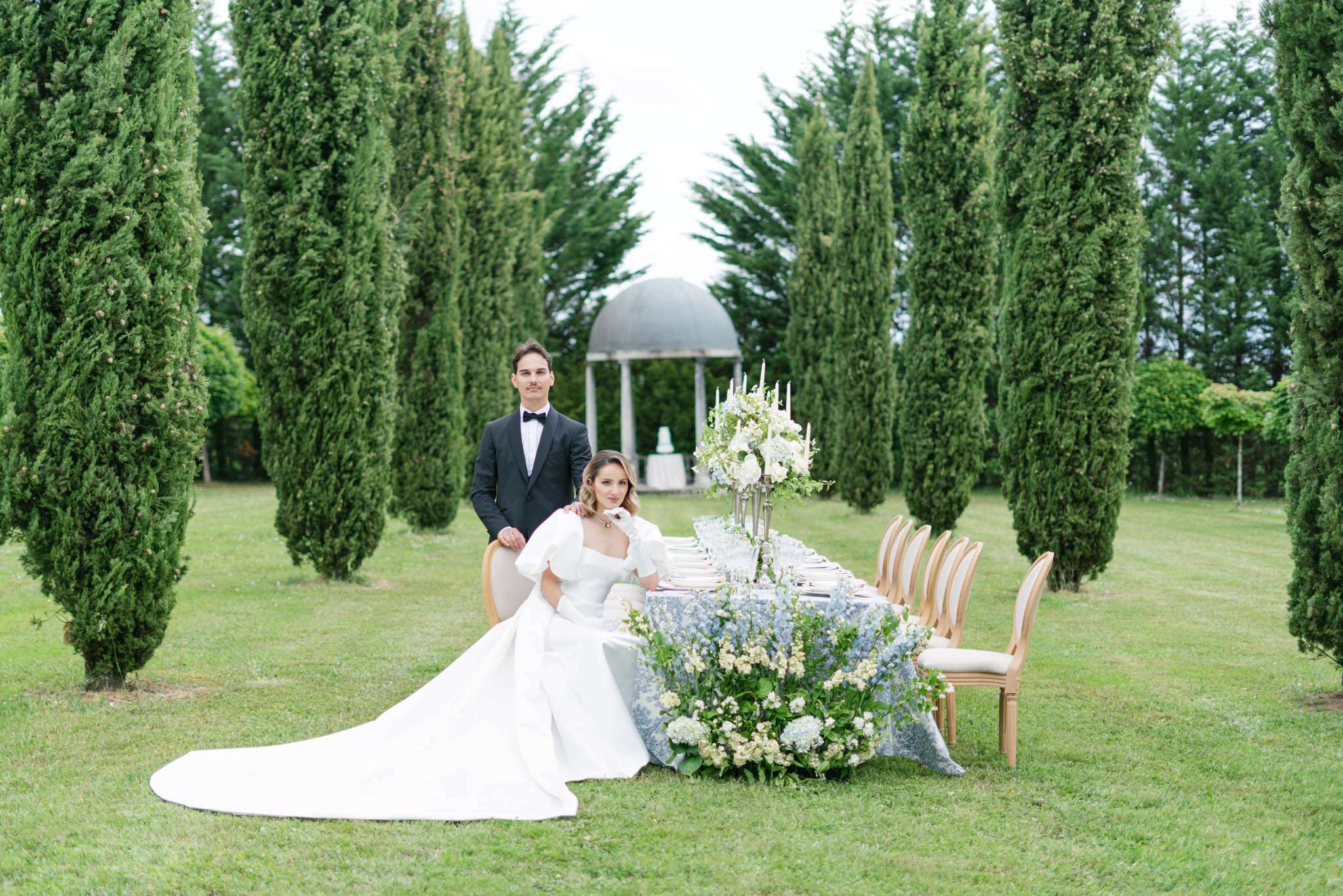 Royal Blue and Butter Yellow at Chateau la Durantie, Dordogne