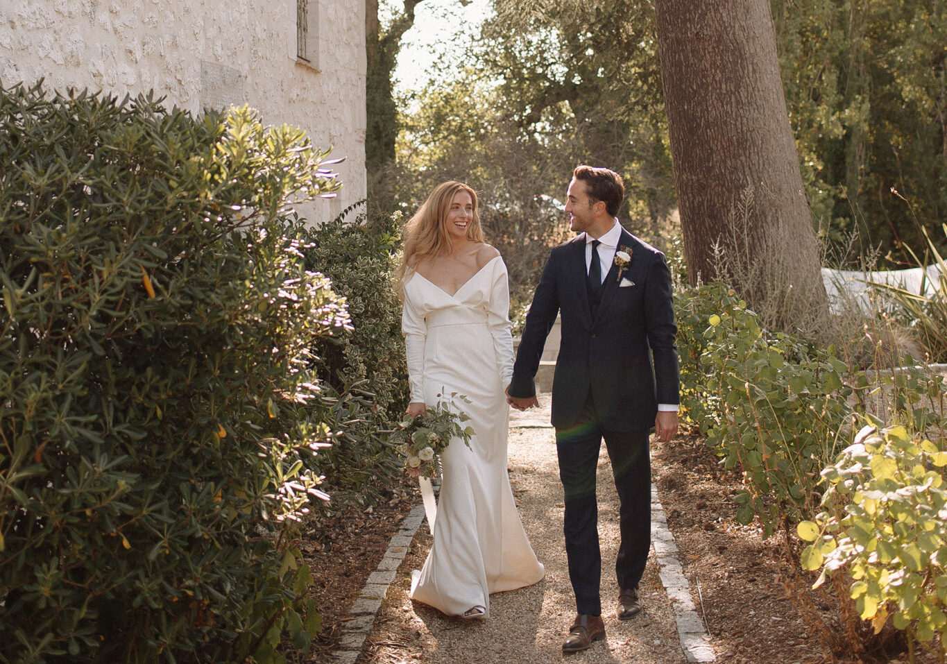 Woodland Vows and Candlelit Tables at Chateau Lacanaud, Dordogne