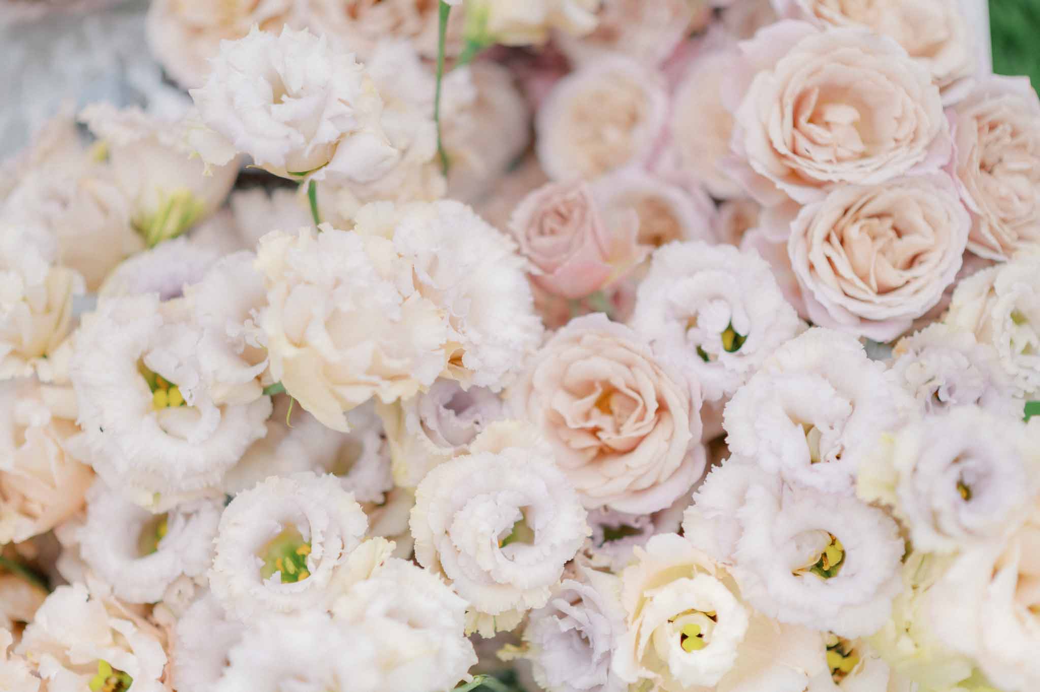 Couple portrait at Chateau de Varennes photographed by Pablo Laguia