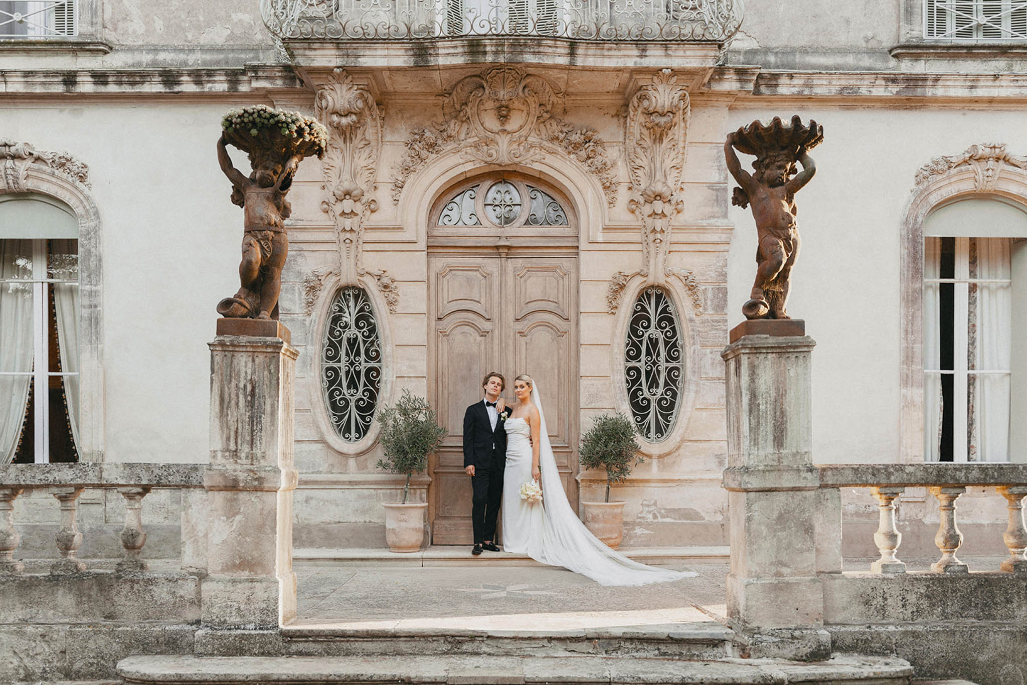 Cornflower Blue and Cadmium Yellow at Les Jardins de Campagne, Occitanie