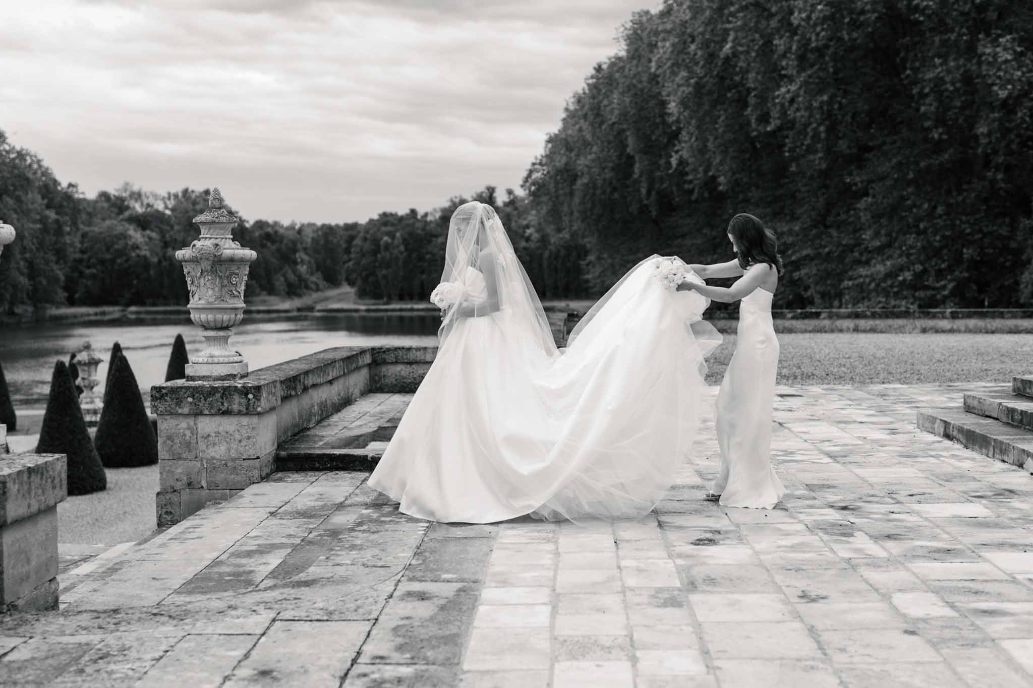 How Much Does a Wedding in France Cost?