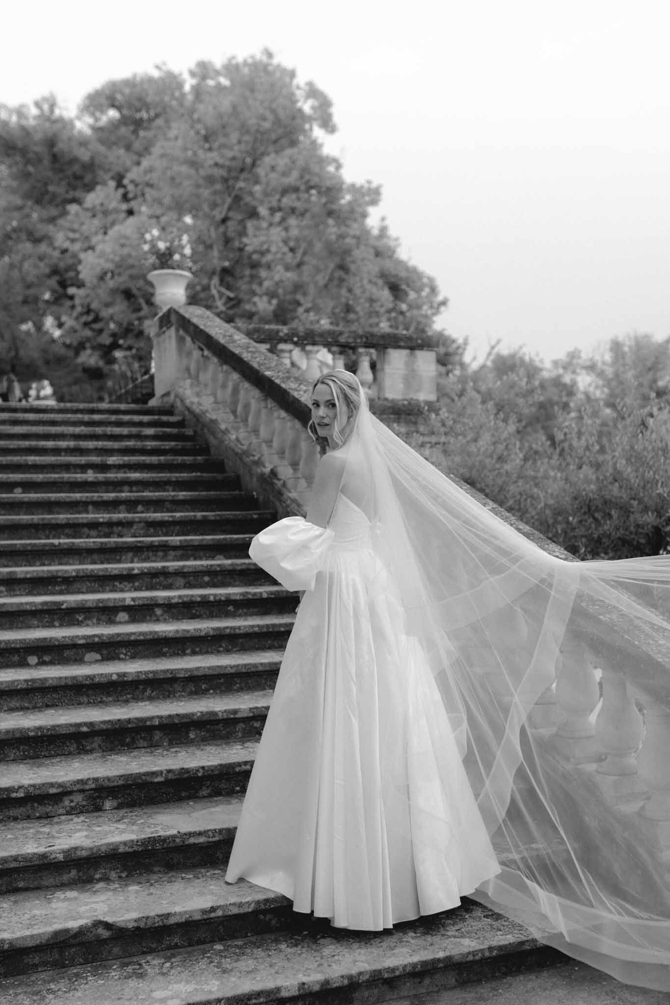 Black and white portrait of the bride at a French venue