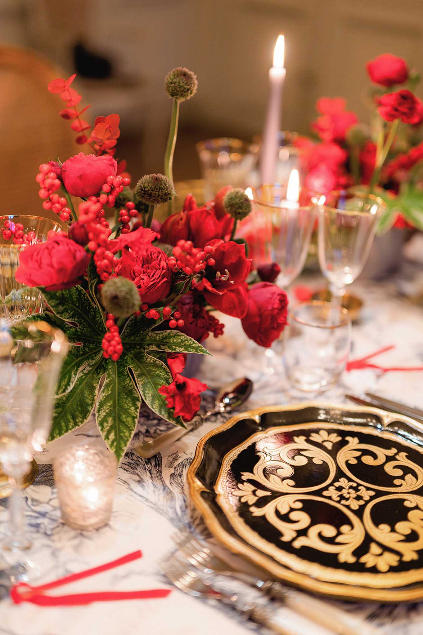 A Christmas Table to Remember at Chateau de Varennes