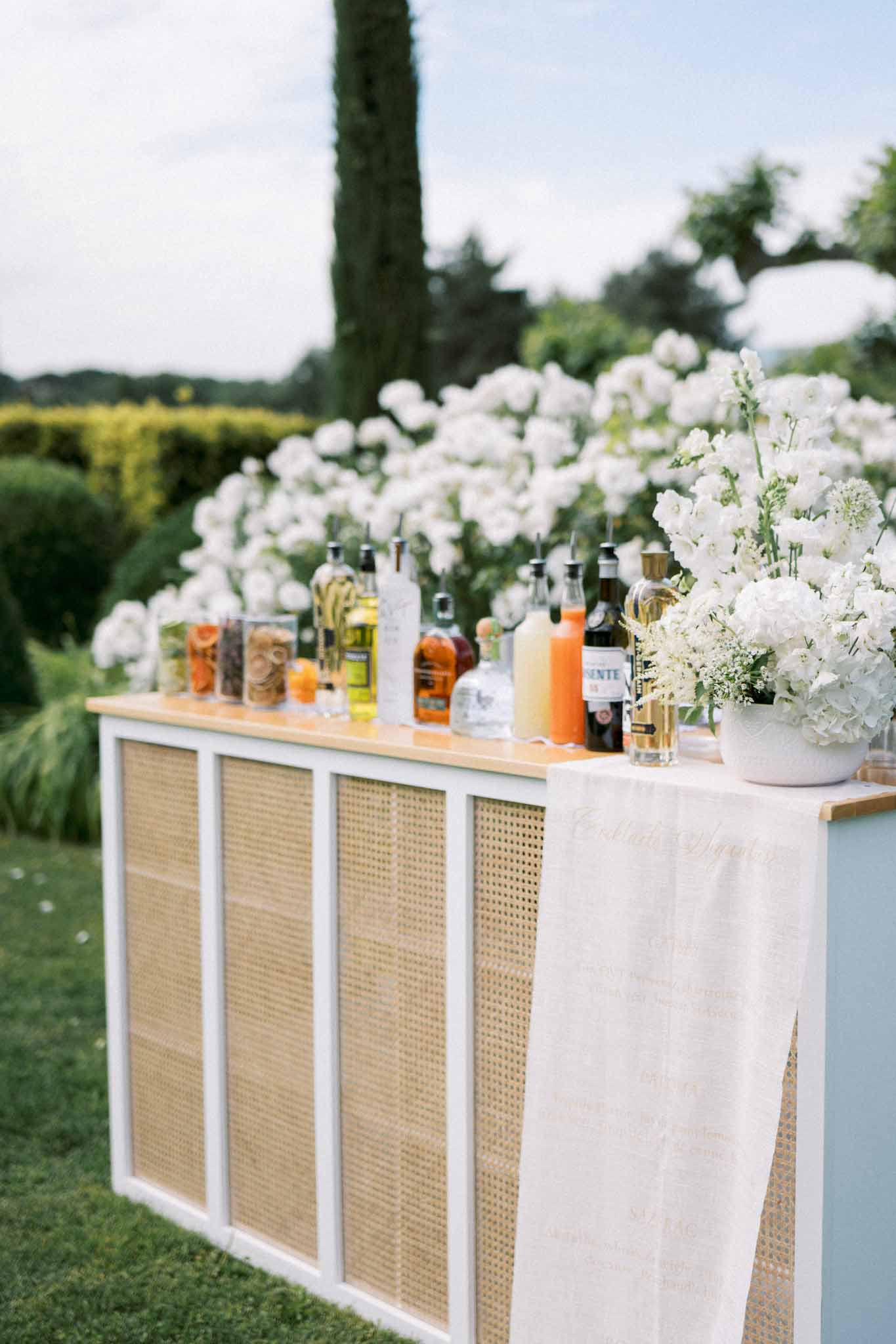 Wedding cocktail hour in a garden