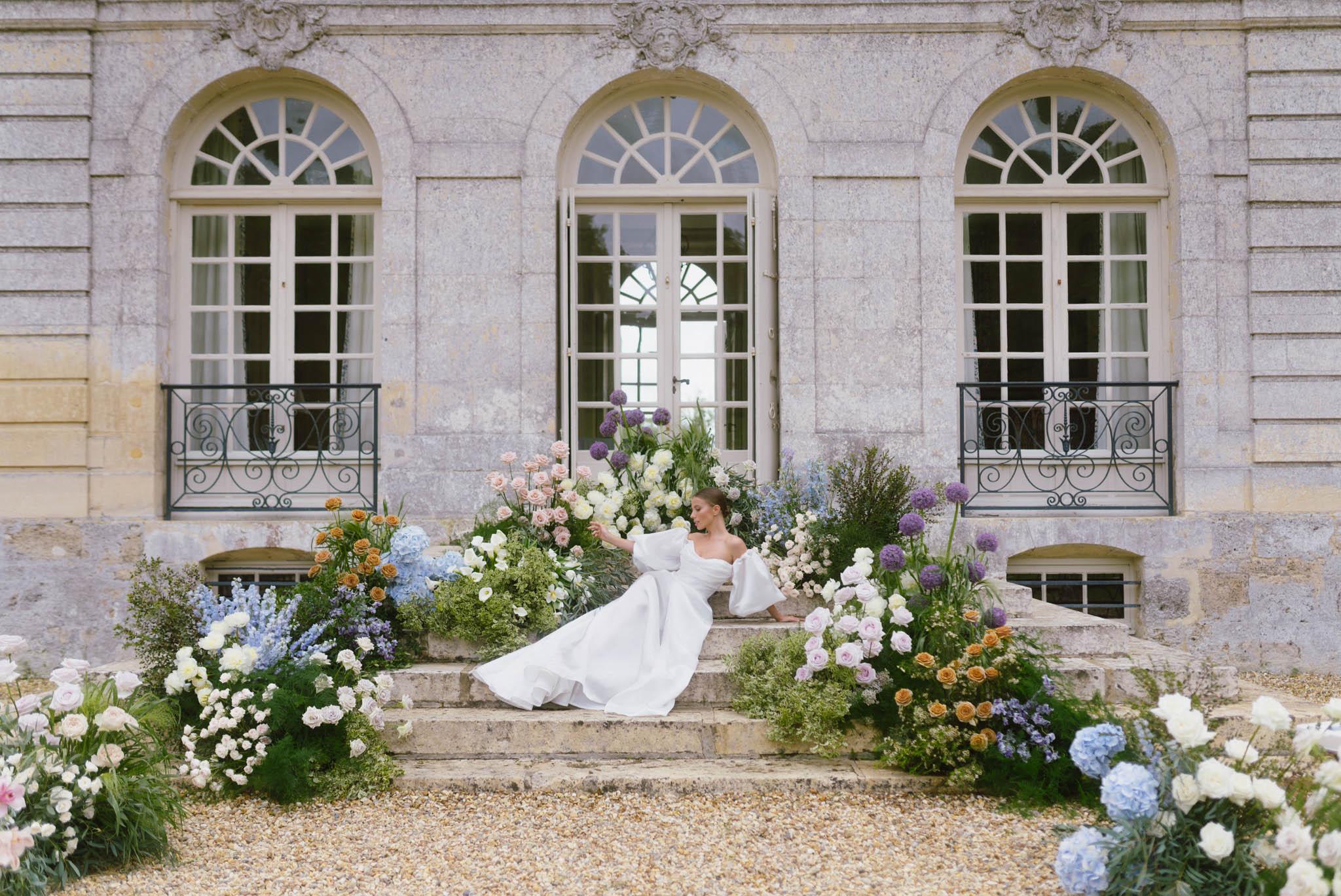 Blush, Periwinkle and Sculptural Florals at Chateau d'Hebertot, Normandy