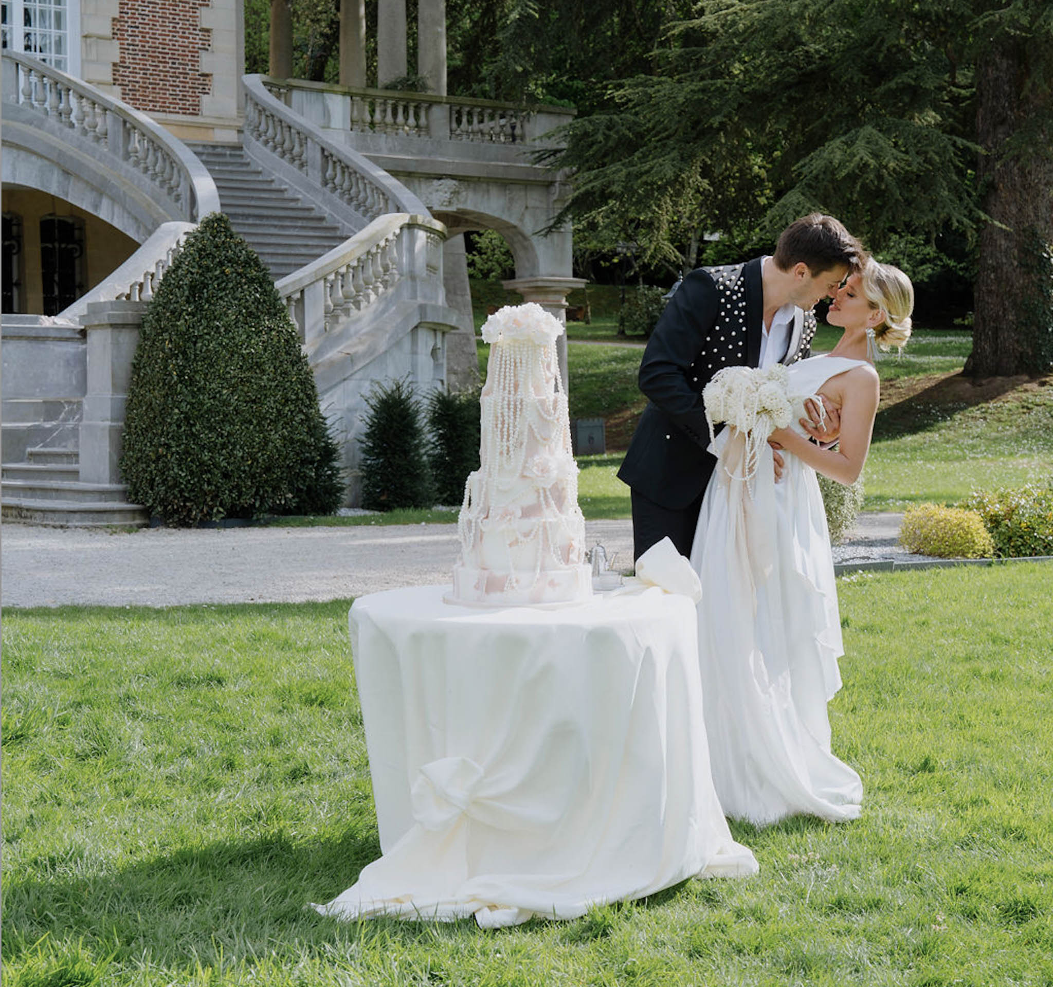Pearls and Mocha Mousse at Chateau Bouffemont, Ile-de-France