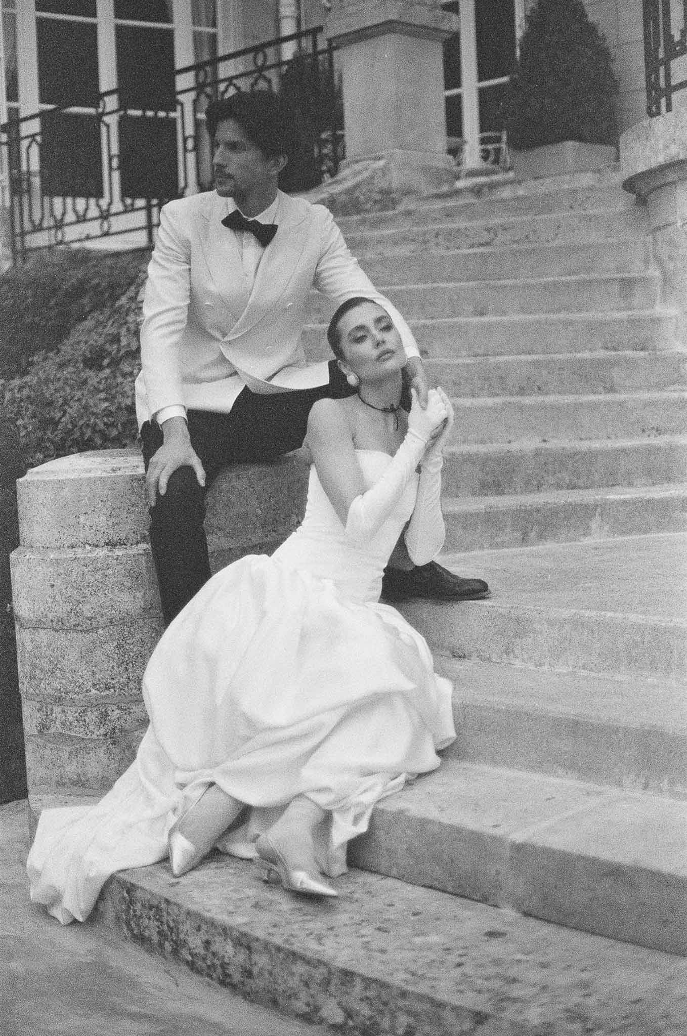 Black and white photo of bride and groom portrait
