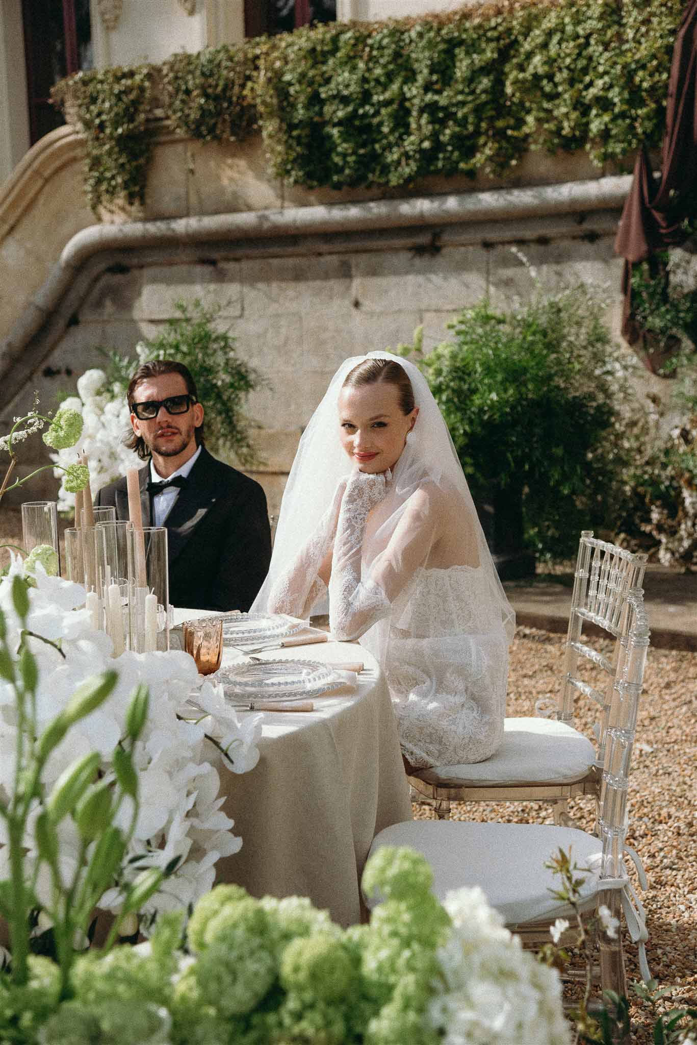 Wedding reception table setting