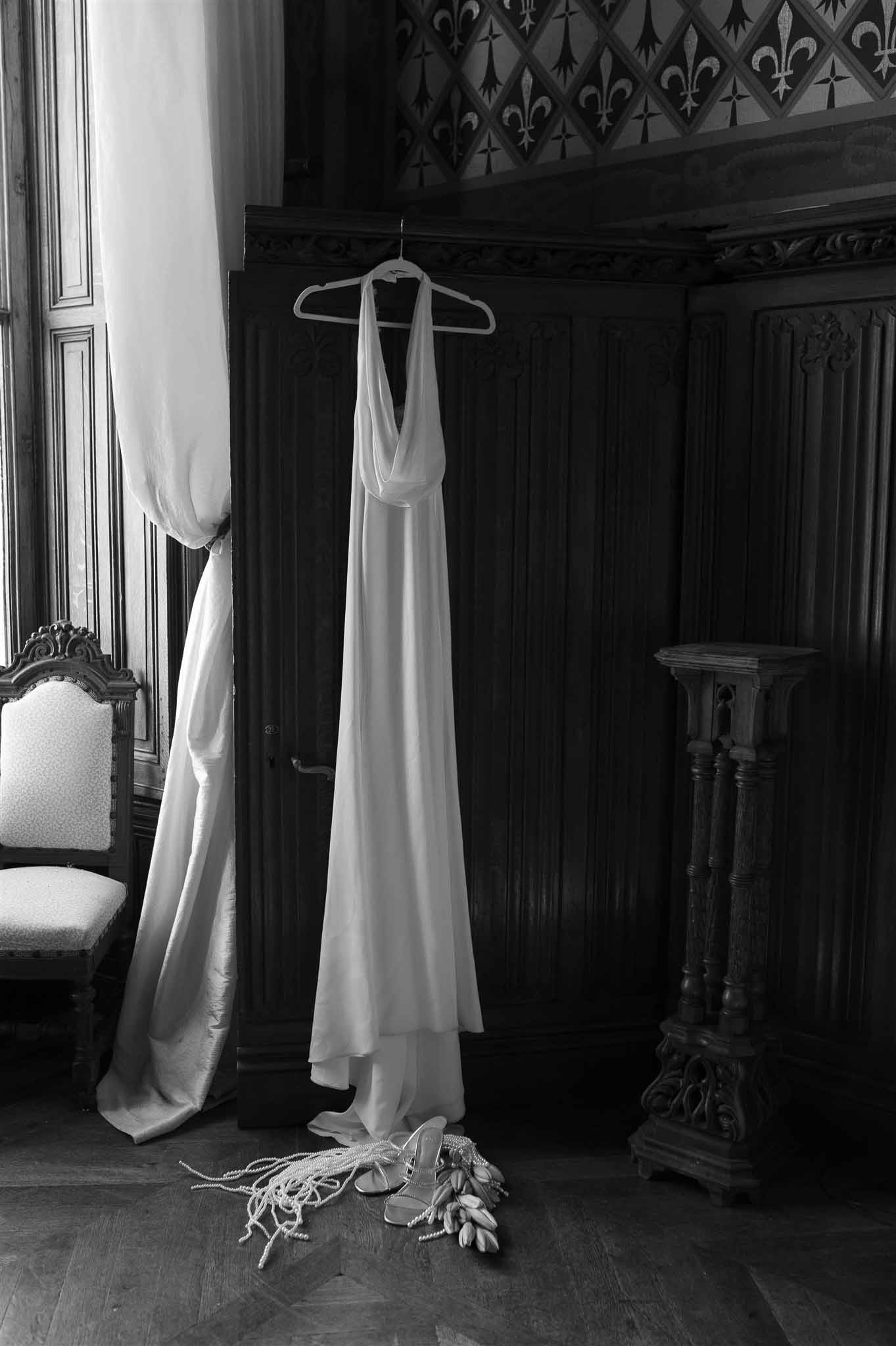 Black and white photo of wedding bouquet