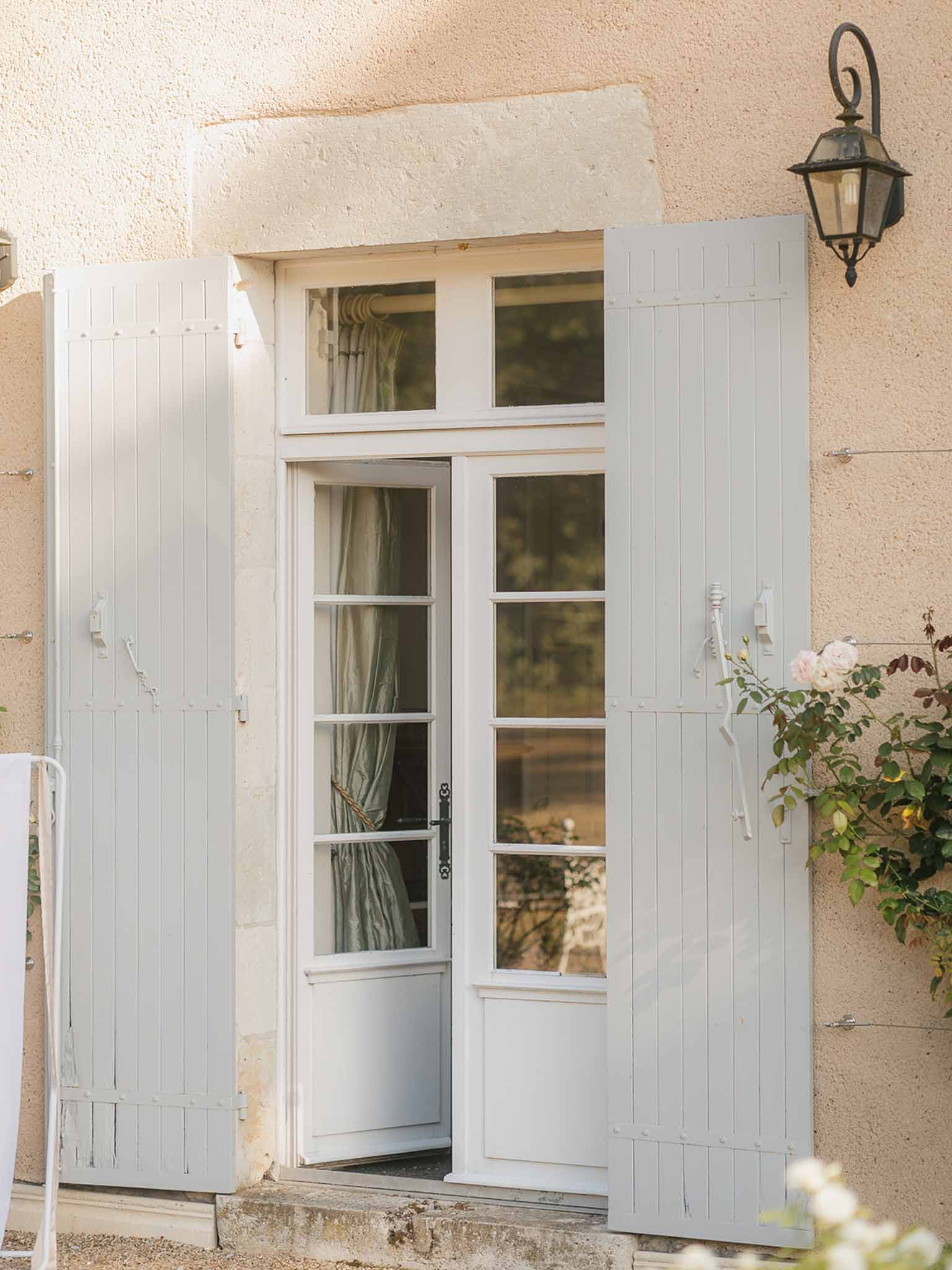 Wedding detail with white roses
