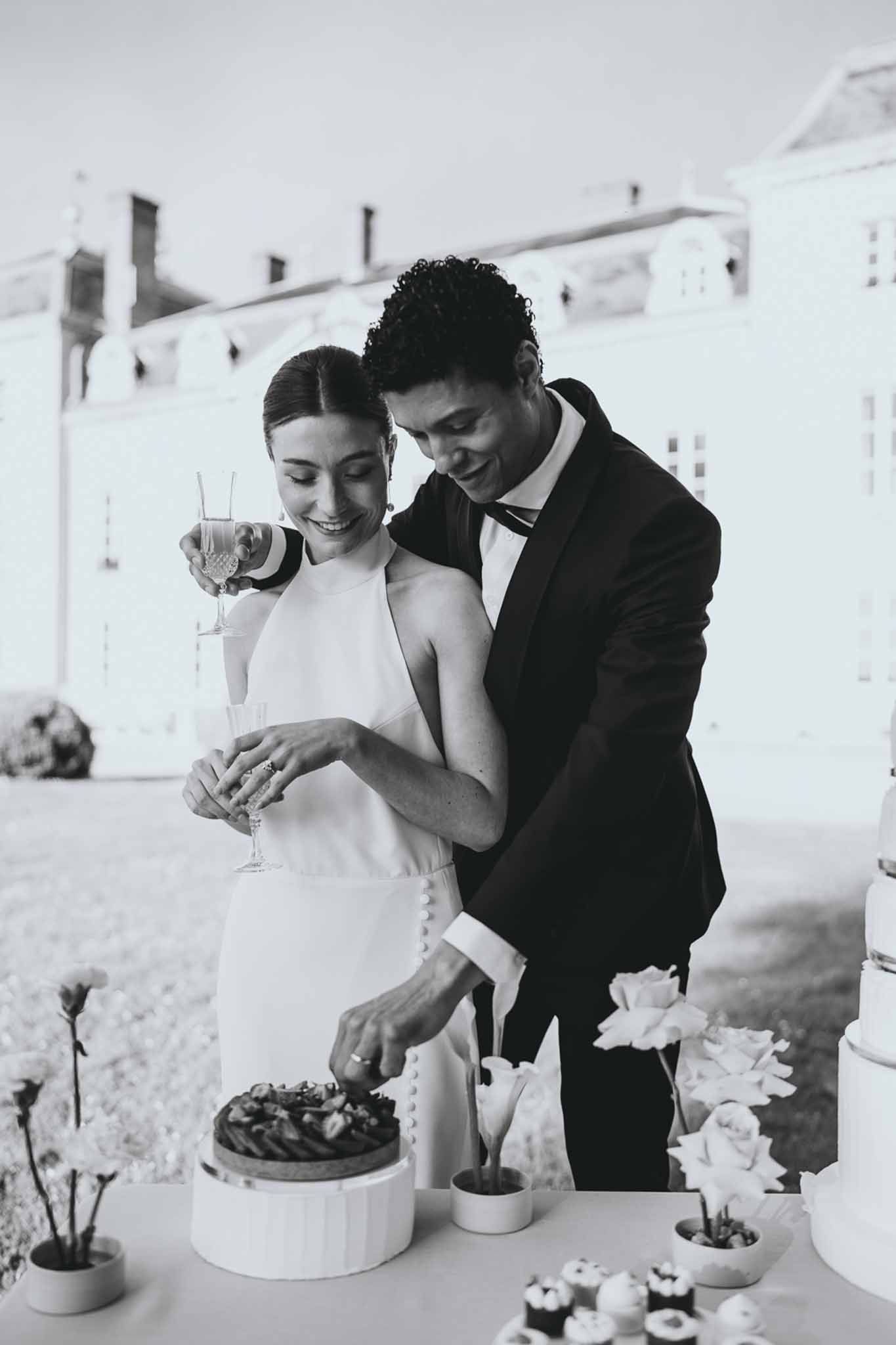 Black and white photo of wedding cake