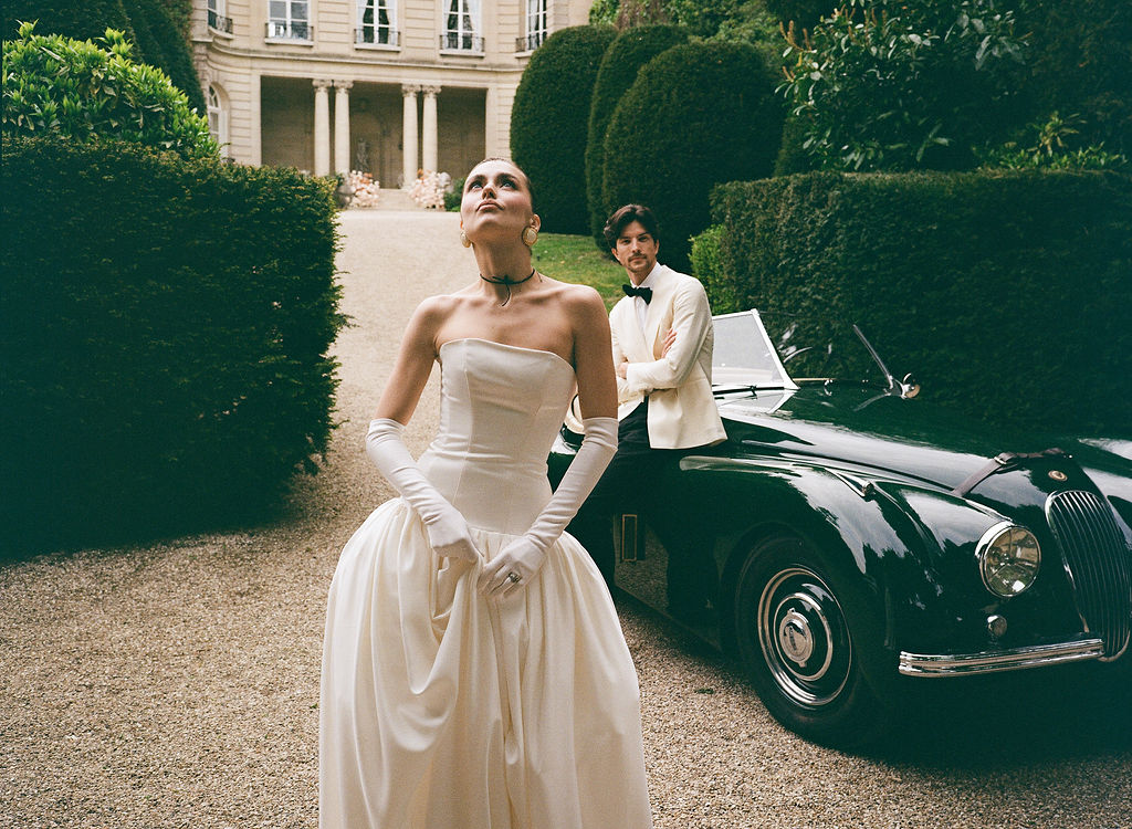 Vintage Meets Modern Grace at Chateau du Prieure d'Evecquemont, Paris