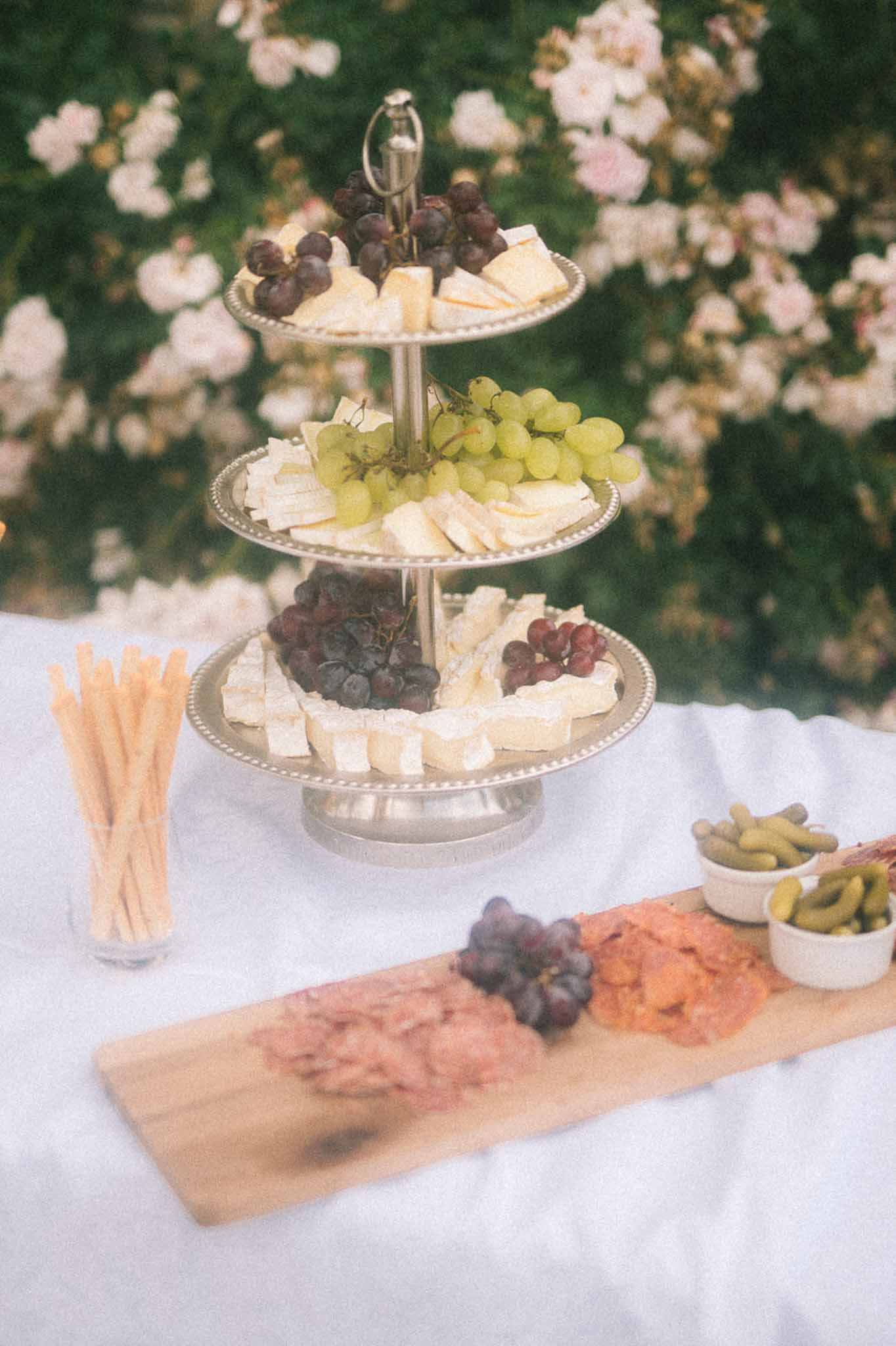 Wedding cocktail hour in a garden