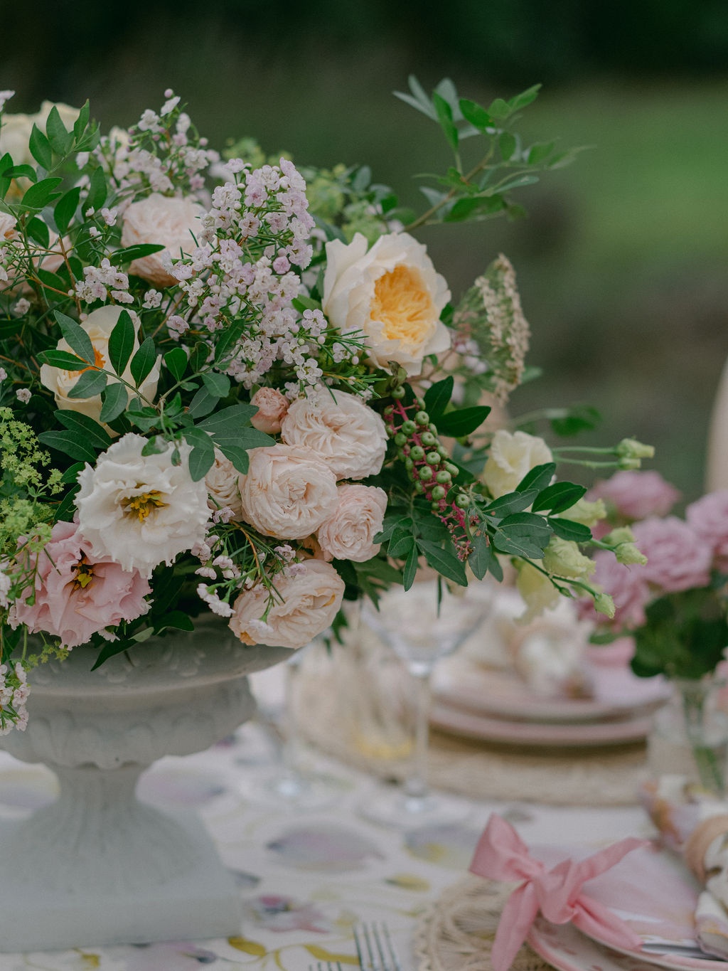 tablescape floral detail at dusk at La Bastide de Laurence, Provence