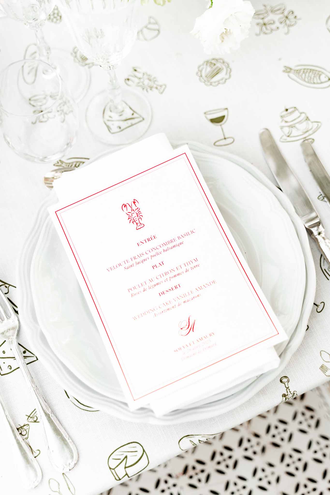 Wedding reception table setting with white roses