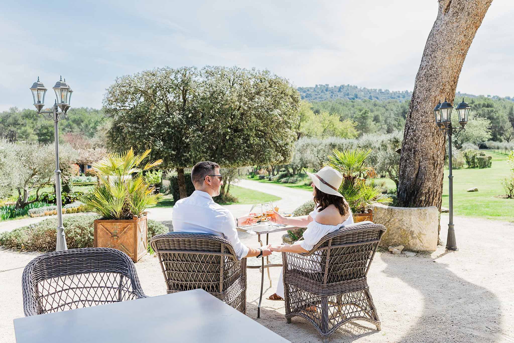 Wedding cocktail hour