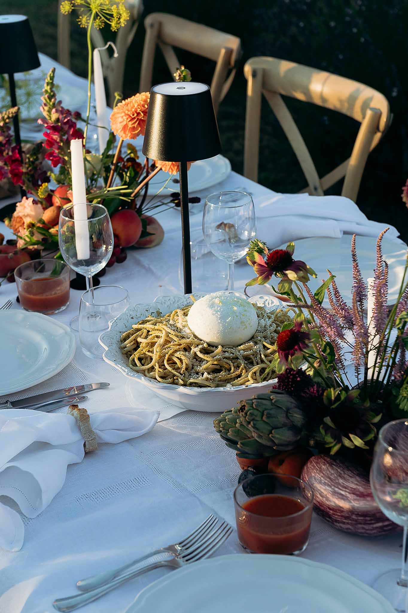 Food served at the market reception table with floral centerpiece, Bastide des Barattes styled shoot