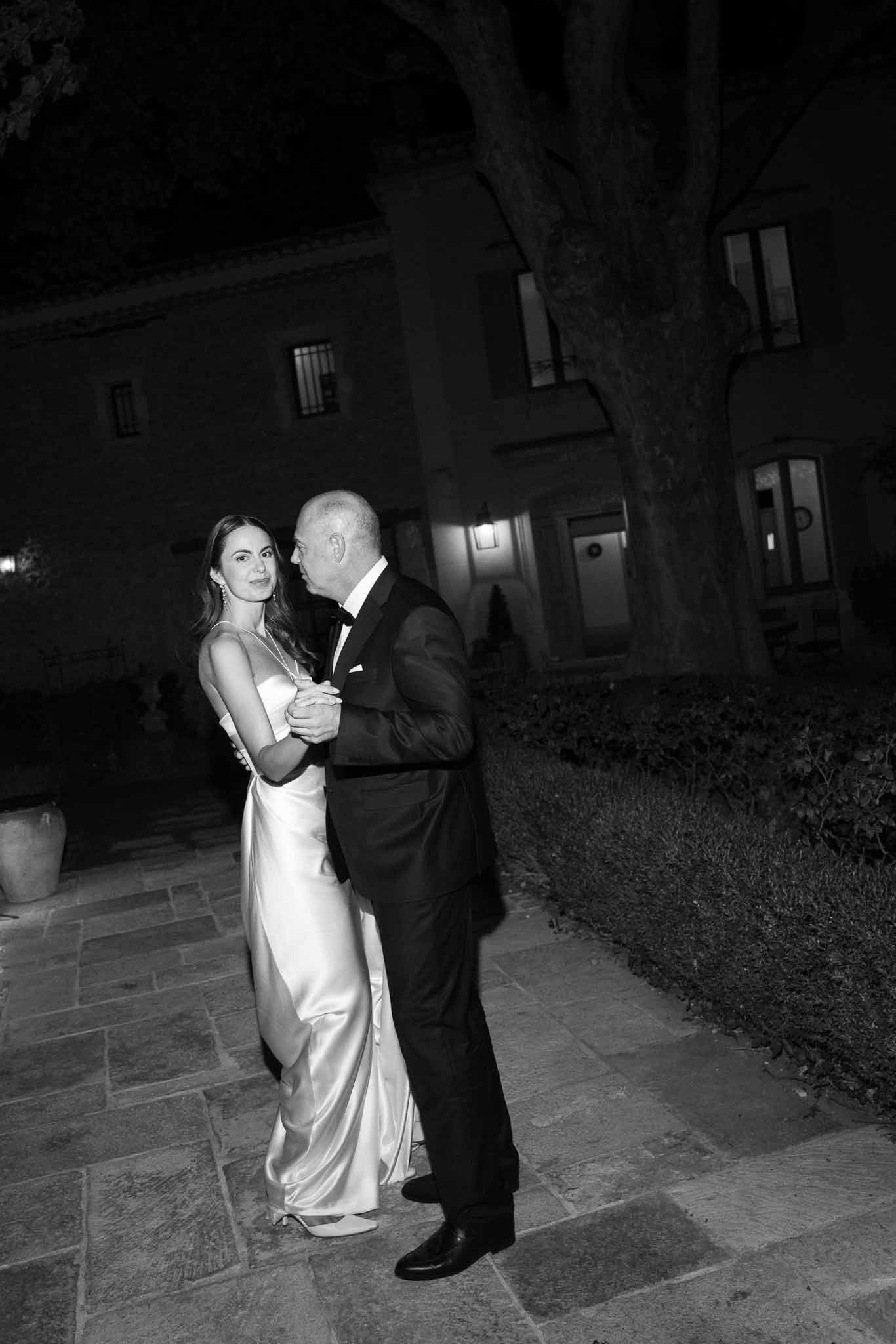 Black and white photo of couple's first dance