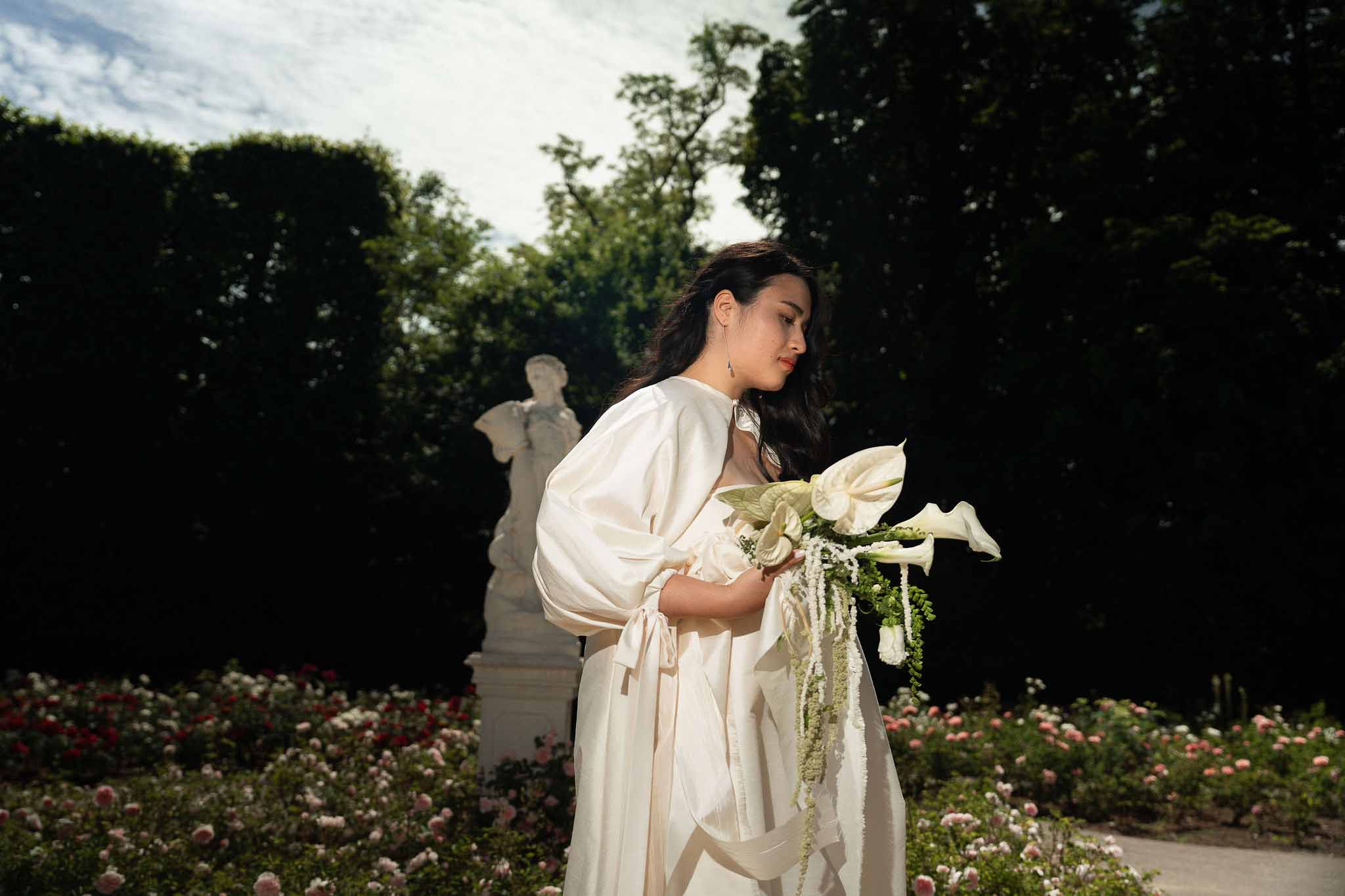 Bridal portrait in a garden