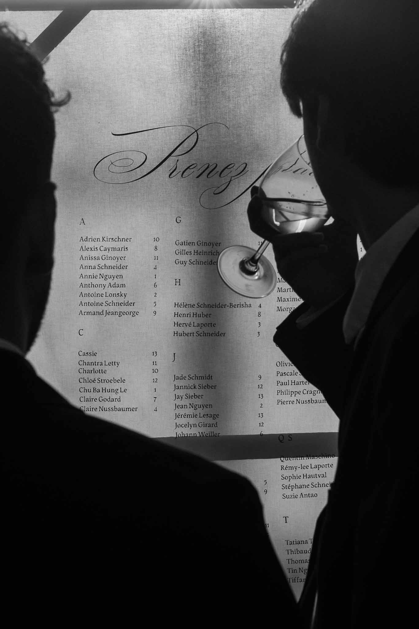 Black and white photo of wedding cocktail hour