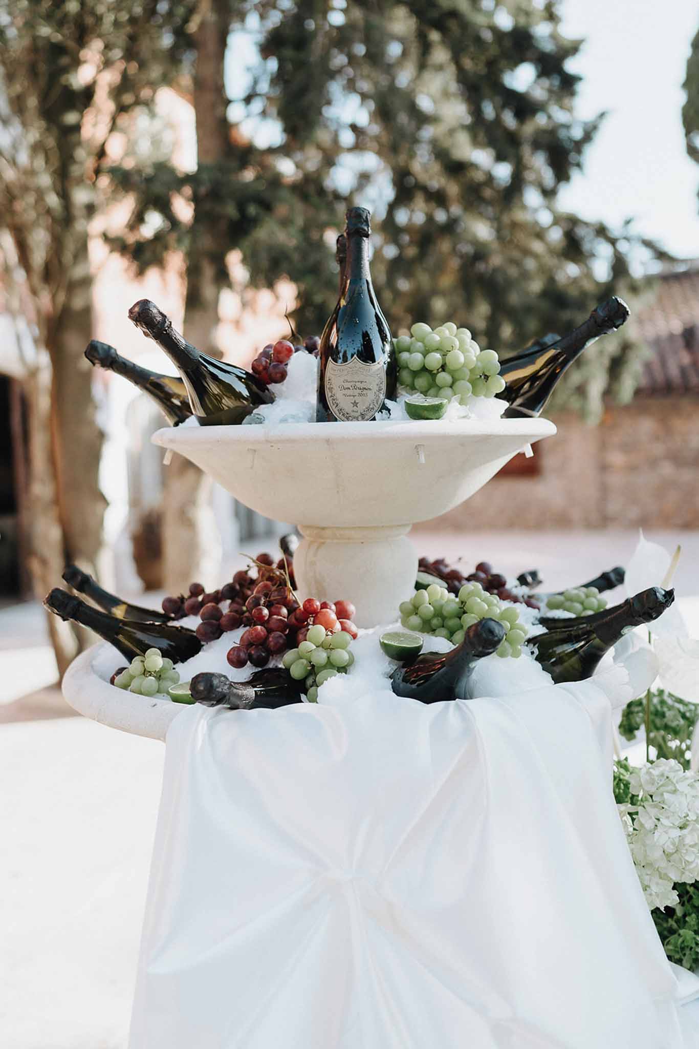 Wedding cocktail hour