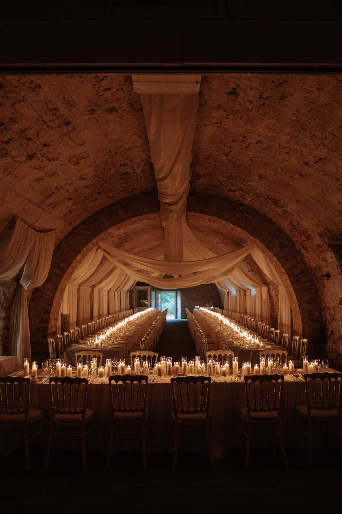 Wedding reception table setting