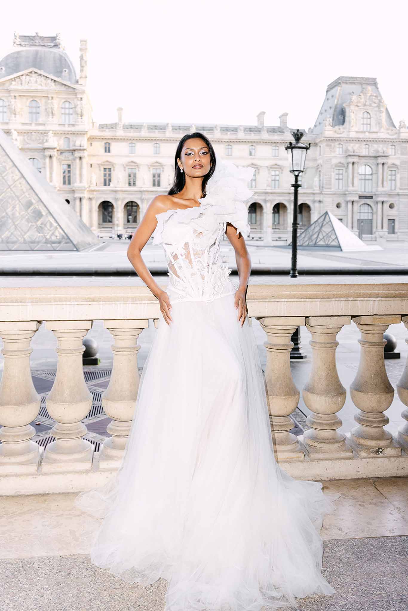 Bridal portrait in Paris