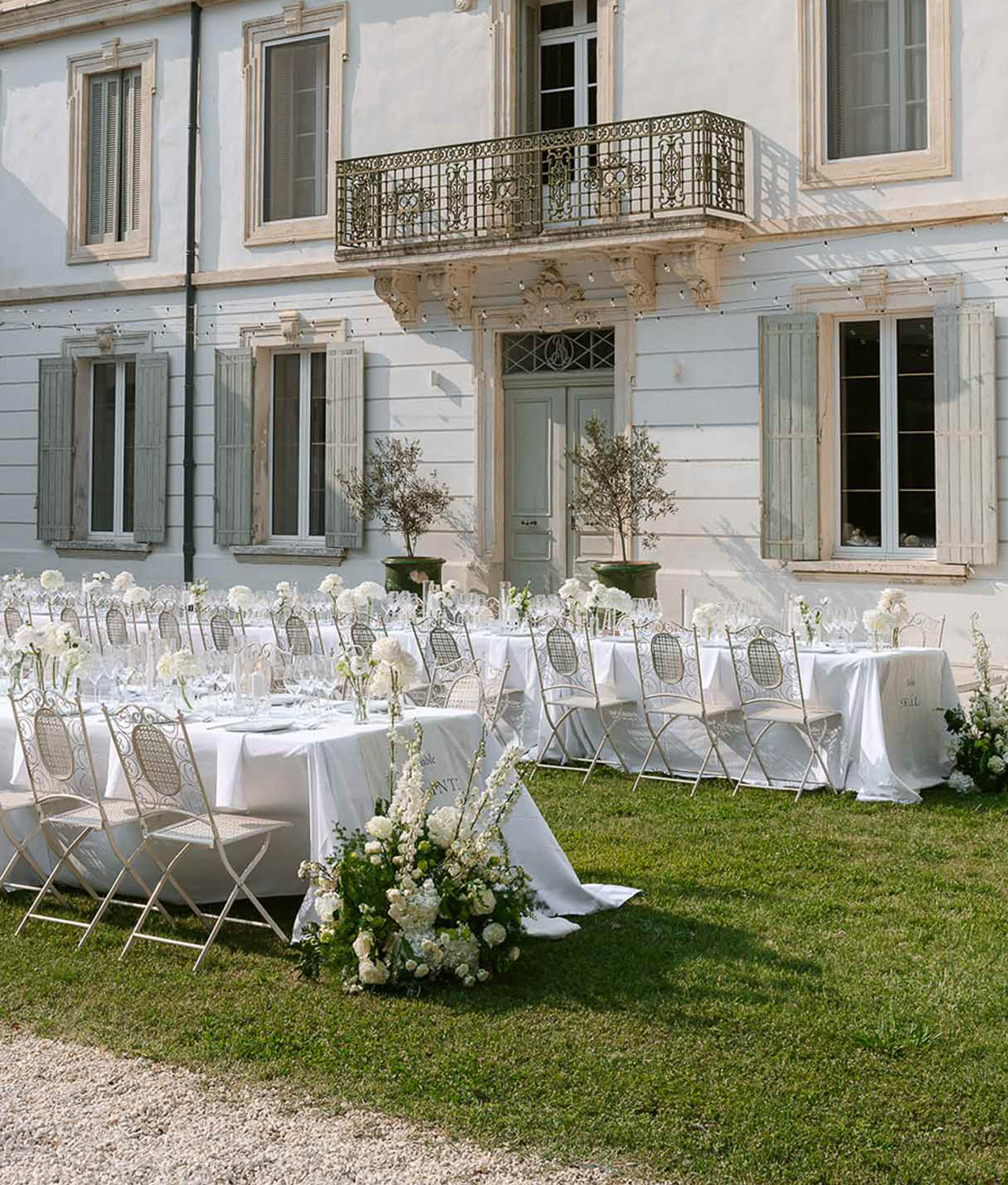 Cream Blooms and Sage Linen at Chateau de Paon, Camargue