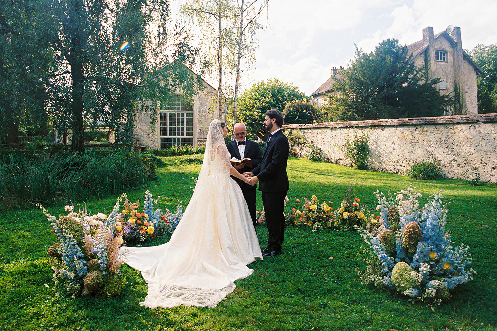 Satin, Soft Pastels, and a Circular Aisle at Le Moulin de Launoy