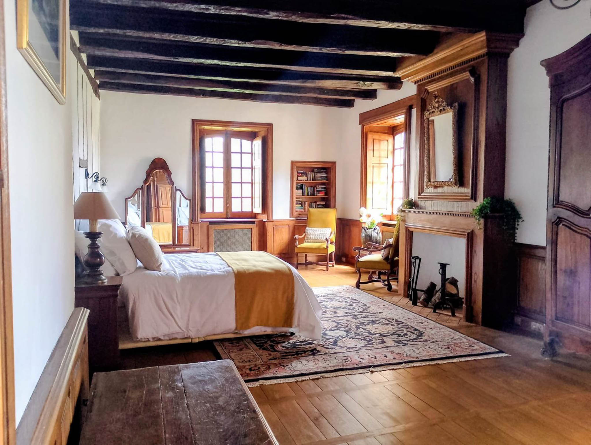 Chateau Eyparsac wedding venue in the Corrèze, France